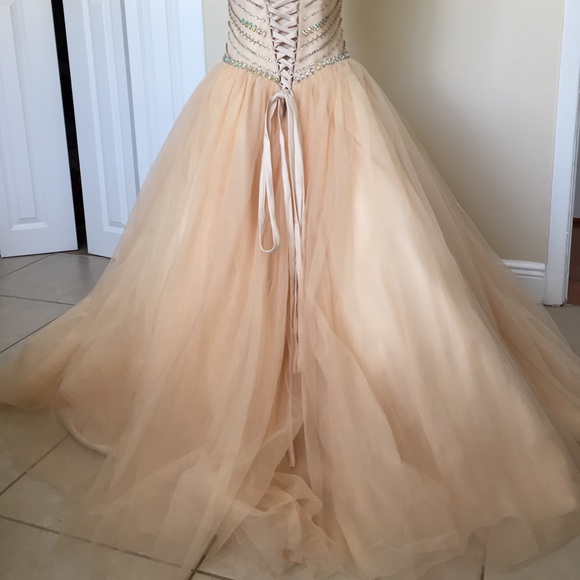 Mary’s Boutique Ball Gown - Picture 3 of 8